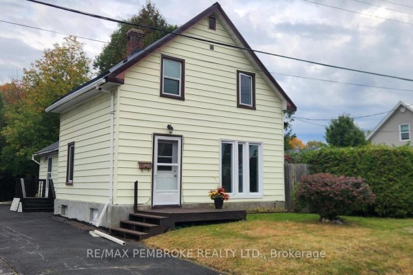 478 Ramsey Street, Pembroke