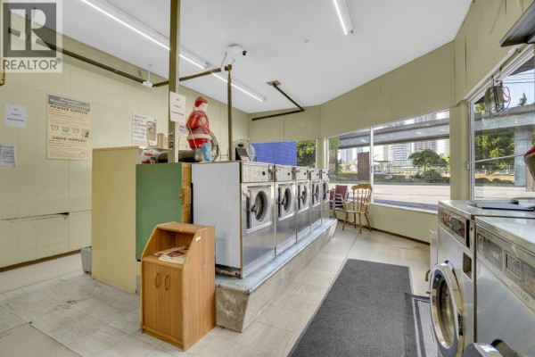 4784 Imperial Street, Burnaby, BC V5J1C2 Photo 4