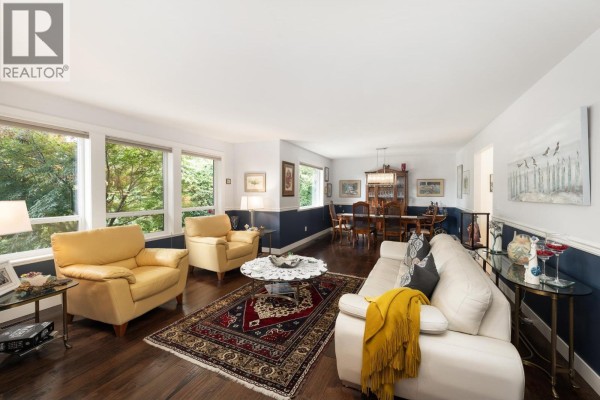 4784 Tamarack Place, Sechelt, BC V7Z0E8 Photo 5
