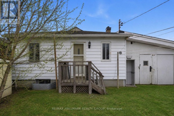 Laundry room - 479 Newman Avenue, Ottawa, ON K1K1N8 Photo 5