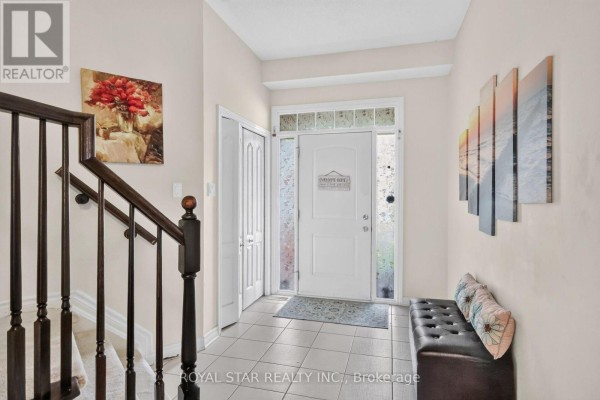 Family room - 479 Stalwart Crescent, Ottawa, ON K1T0H3 Photo 4