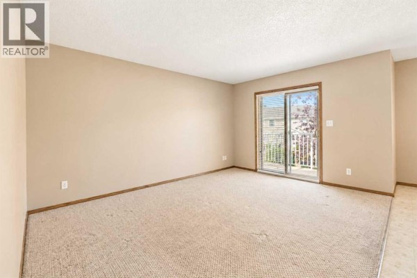Dining room - 48, 20 Jacobs Close, Red Deer, AB T4P4E1 Photo 3