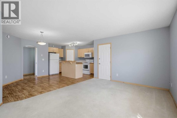 48, 33 Jennings Crescent, Red Deer, AB, photo 3