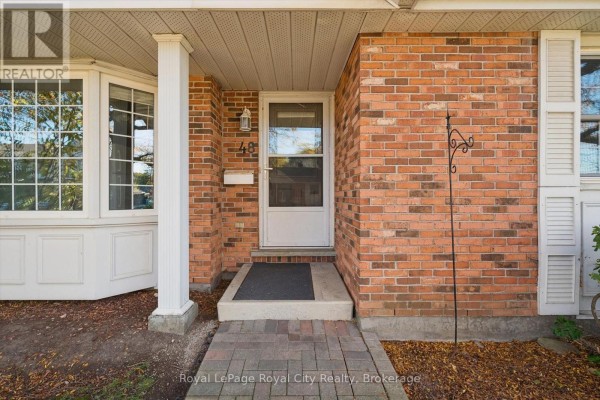 Living room - 48 - 129 Victoria Road N, Guelph, ON N1E6T8 Photo 3