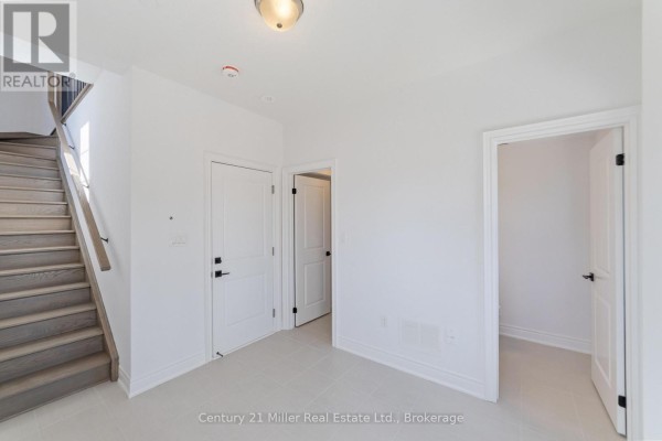 48 - 2140 Trafalgar Road, Oakville, ON, photo 2