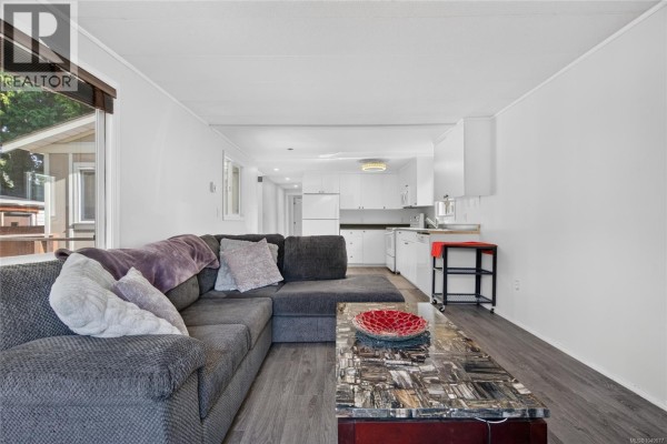 Kitchen - 48 2587 Selwyn Rd, Langford, BC V9B4V4 Photo 5