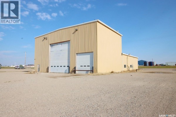 48 39 Highway, Estevan, SK S4A2A5 Photo 4