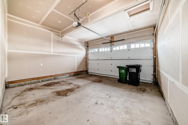 Kitchen - #48 5122 213a St Nw, Edmonton, AB T6M1M6 Photo 3