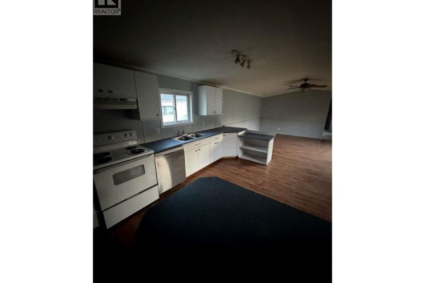 Living room - 48 7414 Forest Lawn Street, Fort St  John, BC V1J8B7 Photo 2