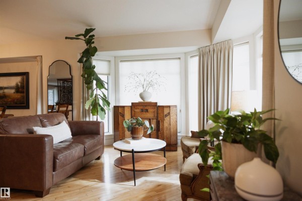 Family room - 48 Aster Pt, Sherwood Park, AB T8H1M6 Photo 4