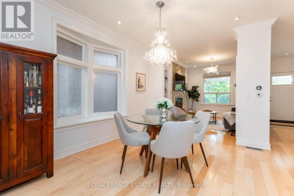48 Bloomfield Avenue, Toronto, ON M4L2G3 Photo 5