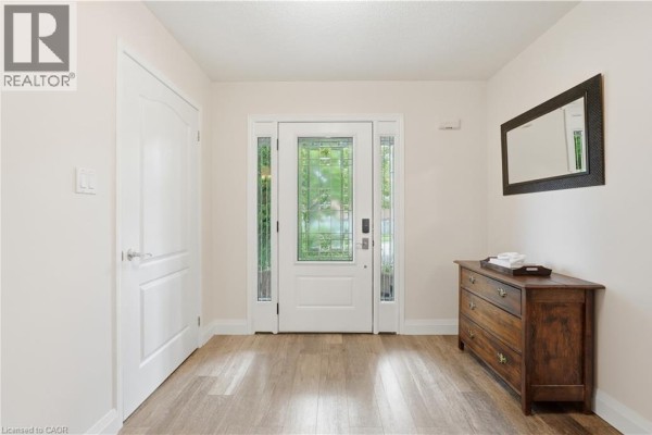 Bedroom - 48 Bridgeport Crescent, Hamilton, ON L9K1K4 Photo 5