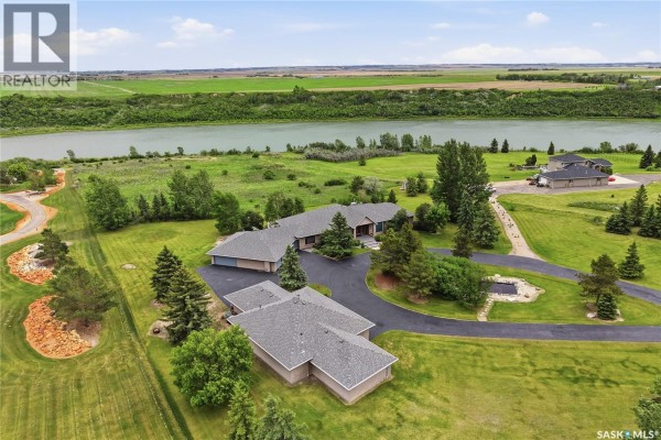 Den - 48 Cathedral Bluffs Road, Corman Park Rm No  344, SK S7P1A3 Photo 2
