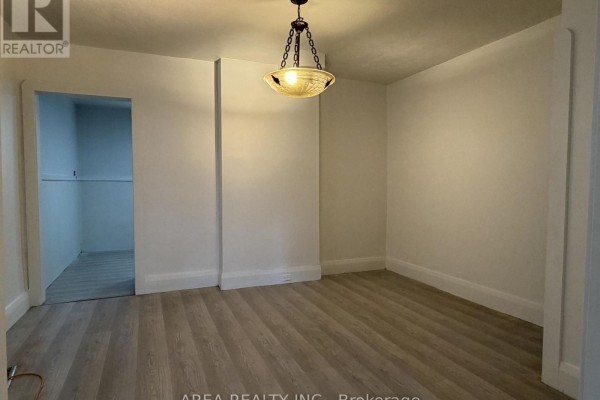 Primary Bedroom - 48 Corby Avenue, Toronto, ON M6E1V3 Photo 5