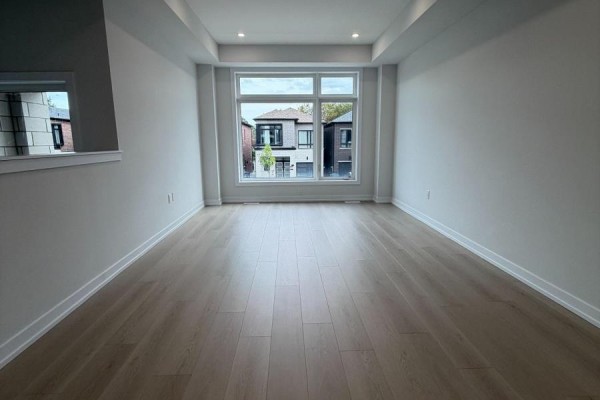48 Danielle Moore Circle, Toronto, ON M1P0G9 Photo 4