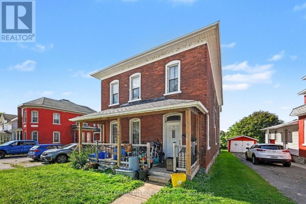 48 Elmsley Street S, Smiths Falls, ON, photo 2
