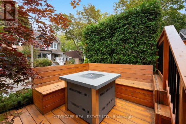 Laundry room - 48 Golfview Avenue, Toronto, ON M4E2K1 Photo 3