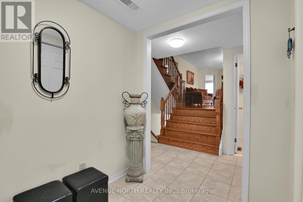 Office - 48 Hackett Street, Ottawa, ON K1V0P5 Photo 5