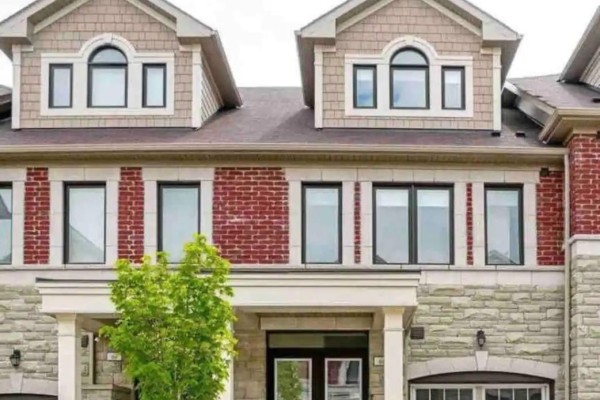 Townhouse for rent at 48 Hiawatha Court, Vaughan, ON - MLS® exUfdj