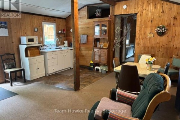 48 Mcarthur Drive, Penetanguishene, ON L9M1W9 Photo 5