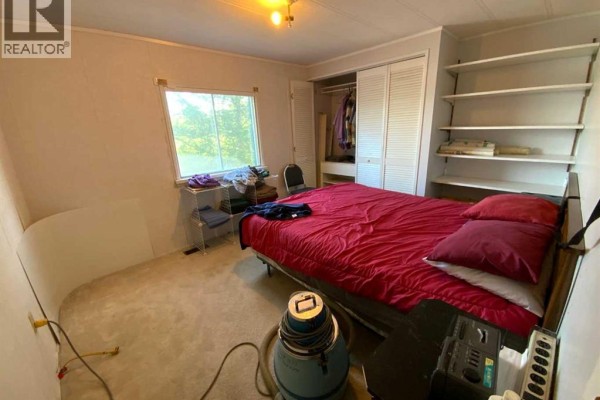 Laundry room - 48 Mobile Drive Ne, Three Hills, AB T0M2A0 Photo 4