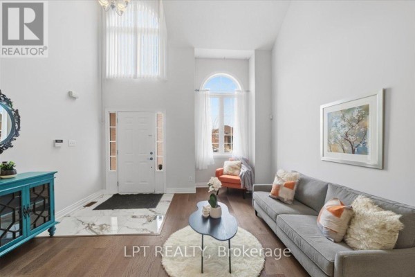 48 Nashville Circle, Hamilton, ON, photo 2