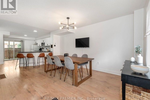 Bedroom 2 - 48 Odoardo Di Santo Circle, Toronto, ON M3L0E7 Photo 5