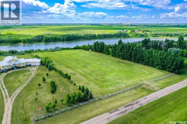 48 Rivers Edge Lane, South Saskatchewan River, SK S7K3J9 Photo 2