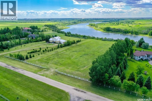 48 Rivers Edge Lane, South Saskatchewan River, SK S7K3J9 Photo 4