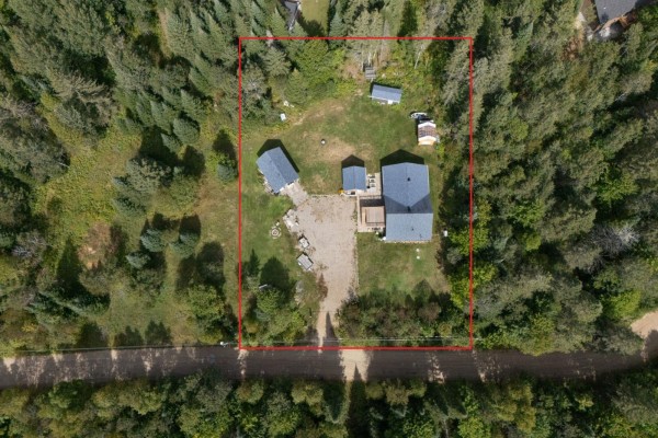 Primary Bedroom - 48 Rue Guimond, Lac Des Plages, QC J0T1K0 Photo 5