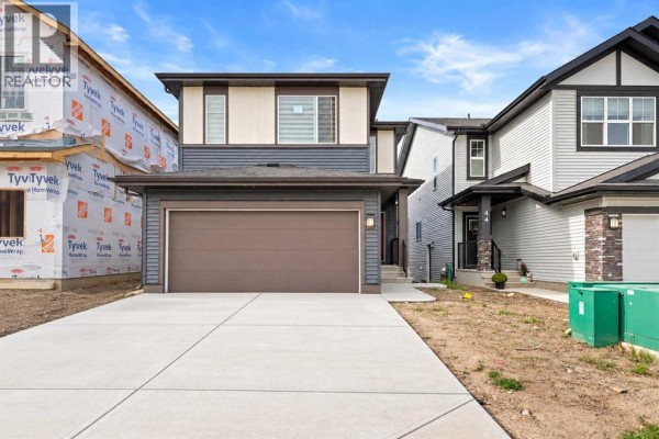 Kitchen - 48 Southborough Lane, Cochrane, AB T4C3J4 Photo 4