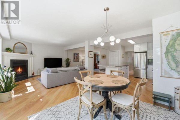 Dining room - 48 Tower Drive, Toronto, ON M1R3N9 Photo 5