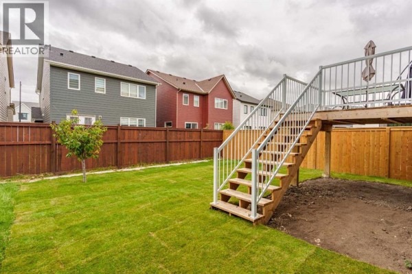 Living room - 48 Willow Green Sw, Airdrie, AB T4B5M3 Photo 5