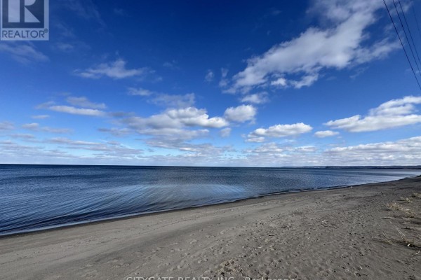 480 & 496 Beach Boulevard, Hamilton, ON L8H6X3 Photo 4