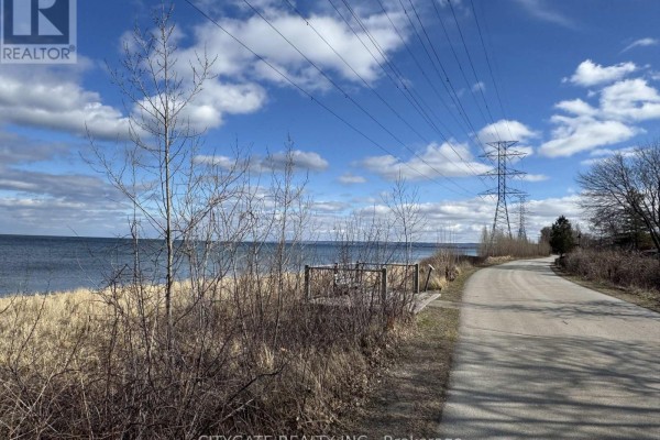 480 & 496 Beach Boulevard, Hamilton, ON L8H6X3 Photo 5