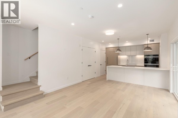 4803 Laurel Street, Vancouver, BC V5Z3V9 Photo 3