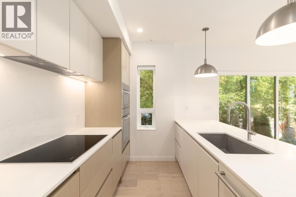 4803 Laurel Street, Vancouver, BC V5Z3V9 Photo 5