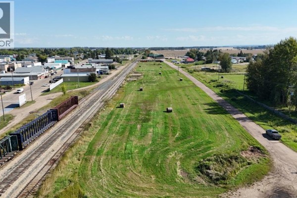 4804, 4808, 4812, 4816 50th Avenue, High Prairie, AB T0G1E0 Photo 3