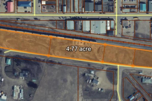 4804, 4808, 4812, 4816 50th Avenue, High Prairie, AB T0G1E0 Photo 4