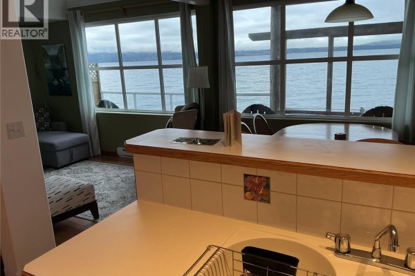 480&500 1st St, Sointula, BC, photo 3