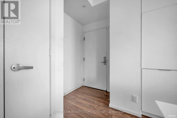 Dining room - 4806 - 5 St Joseph Street, Toronto, ON M4Y1J6 Photo 2