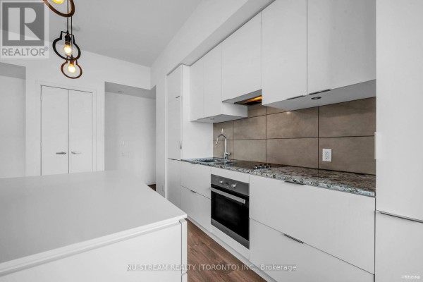 4806 - 5 St Joseph Street, Toronto, ON M4Y1J6 Photo 5