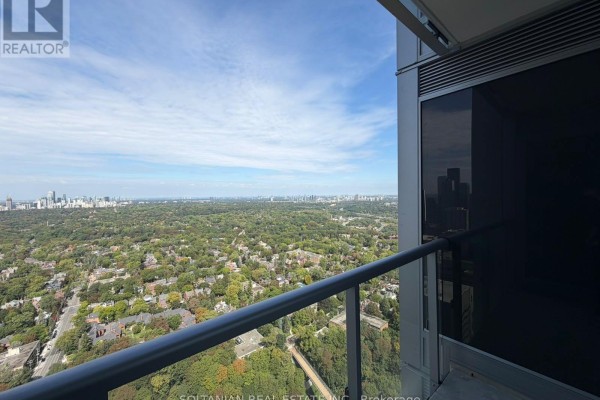 4806 - 609 Sherbourne Street, Toronto, ON M4X0A4 Photo 5