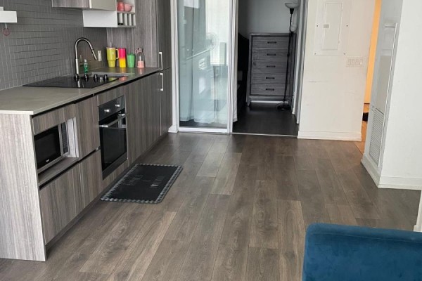 4806 - 898 Portage Parkway, Vaughan, ON L4K0J6 Photo 5