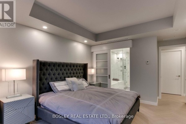 Living room - 4808 - 180 University Avenue, Toronto, ON M5H0A2 Photo 4