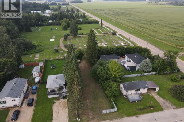 4808 59a Avenue, High Prairie, AB T0G1E0 Photo 5