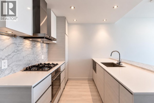 4809 4670 Assembly Way, Burnaby, BC V5H0H3 Photo 4