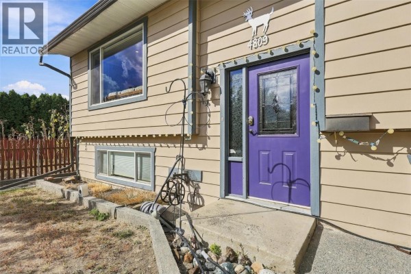 Office - 4809 Bolean Drive, Kamloops, BC V2H1M3 Photo 2
