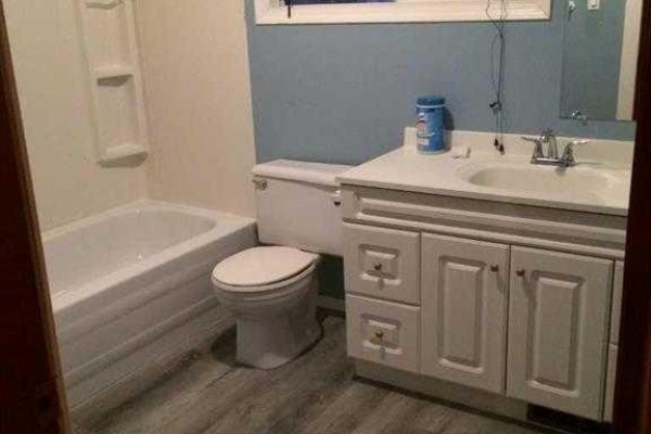 4pc Bathroom - 4809 O'brien Drive, High Prairie, AB T0G1E0 Photo 5