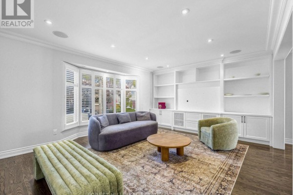 Living room - 481 Cranbrooke Avenue, Toronto, ON M5M1N6 Photo 3